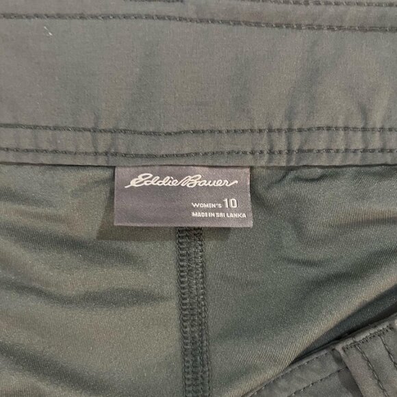 Eddie Bauer Skort Size 10 Medium Dark Gray Utility Pockets Built-In Shorts - Picture 4 of 5
